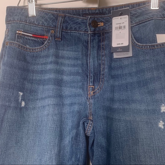 NWT Tommy Hilfiger relax med wash jeans. Size 4 - Picture 4 of 14